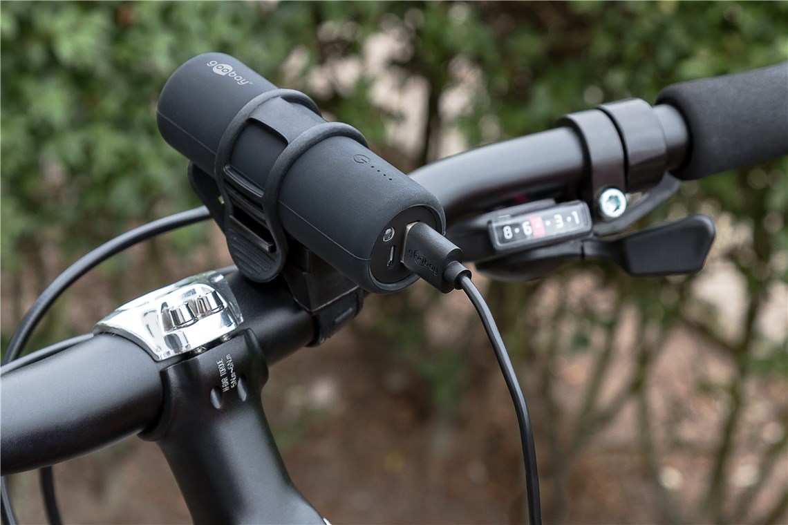 Bike-Power 5.0 (5.000 mAh) - handliche Stab-Powerbank mit 5.000 mAh zur Montage am Fahrradrahmen