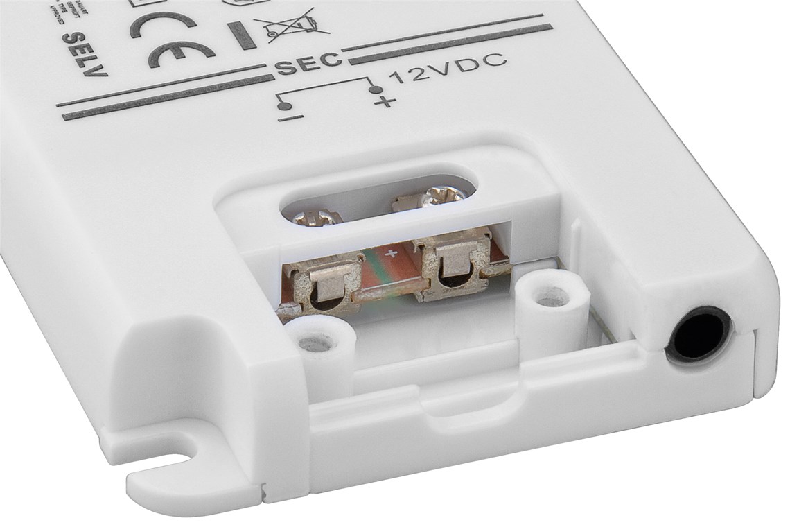 LED-Trafo 12 V/12 W - 12 V DC für LEDs bis 12 W Gesamtlast LED-Trafo 12 V/12 W - 12 V DC für LEDs bis 12 W Gesamtlast