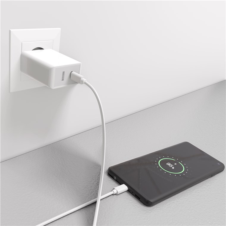 Dual USB-C™ PD (Power Delivery) Schnellladegerät (28W) weiß - geeignet für Geräte mit USB-C™ (Power Delivery) 18W oder herkömmlichen USB-A Anschluss 10W wie z.B. iPhone 12 Dual USB-C™ PD (Power Delivery) Schnellladegerät (28W) weiß - geeignet für Geräte mit USB-C™ (Power Delivery) 18W oder herkömmlichen USB-A Anschluss 10W wie z.B. iPhone 12