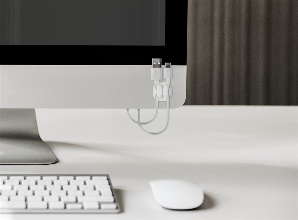 Kabelmanagement 3-Slots, schwarz - Farbversion Schwarz - 4er-Set zum Ordnen und Fixieren, ablösbar Kabelmanagement 3-Slots, schwarz - Farbversion Schwarz - 4er-Set zum Ordnen und Fixieren, ablösbar