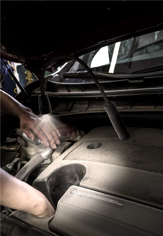 LED-Arbeitsleuchte Zoom 230 - mit 230 lm und kaltweißem Licht (8000 K), ideal für Arbeit, Freizeit und Pannenhilfe LED-Arbeitsleuchte Zoom 230 - mit 230 lm und kaltweißem Licht (8000 K), ideal für Arbeit, Freizeit und Pannenhilfe