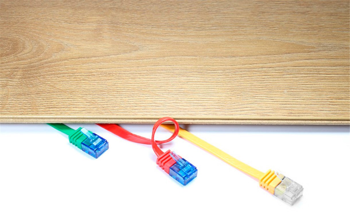 CAT 5e Flach-Patchkabel, U/UTP, weiß, 1 m - Kabellänge 1 m - Kupferkaschierter Aluminiumleiter (CCA)